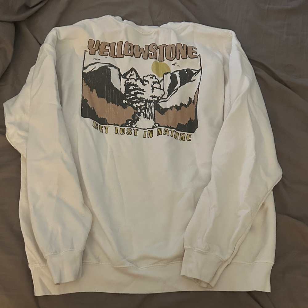 Yellowstone Graphic Crewneck Sweatshirt - White